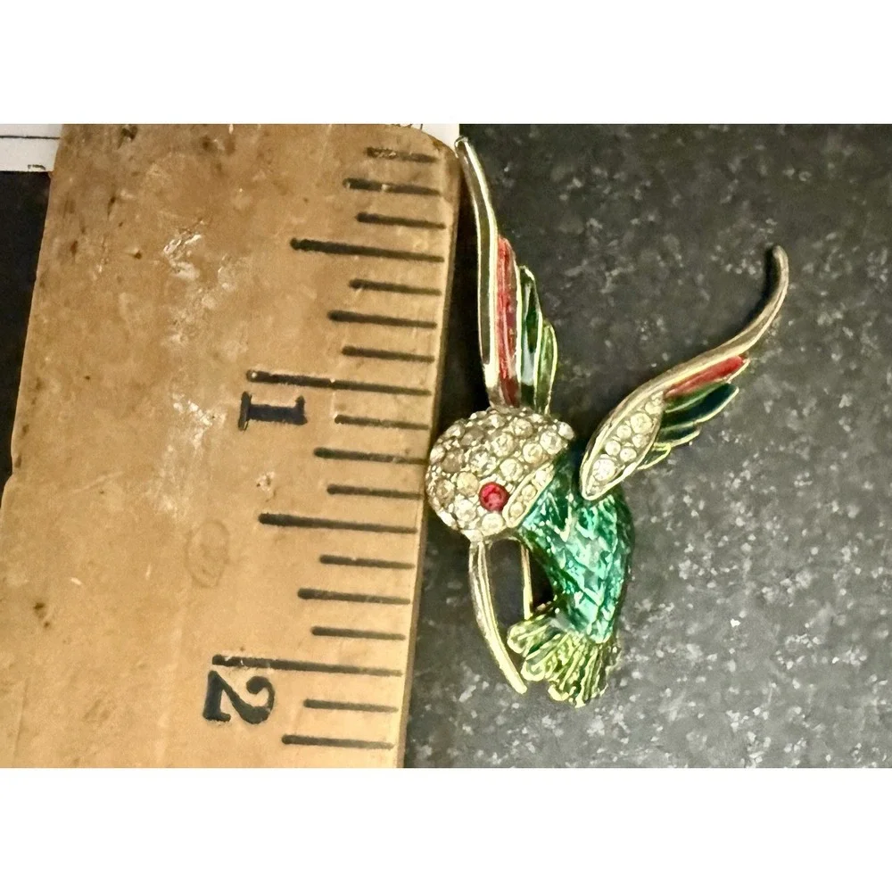 Vintage Rhinestone Enamel Hummingbird Brooch Pin Gold Tone Made In Taiwan